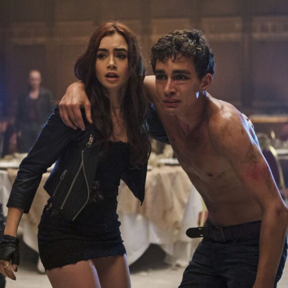 Nicole Miller Eva Lace Dress ASO Elena Gilbert & Clary Fray - Picture 13 of 13